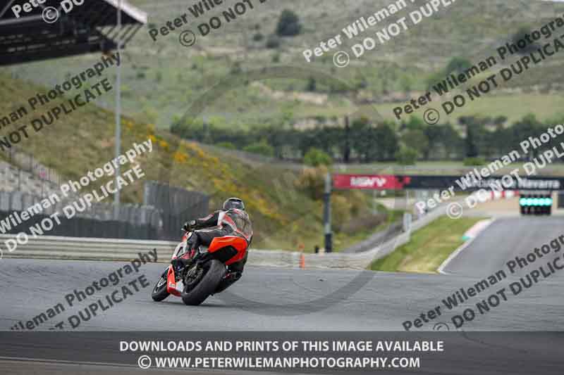 cadwell no limits trackday;cadwell park;cadwell park photographs;cadwell trackday photographs;enduro digital images;event digital images;eventdigitalimages;navarra;no limits trackdays;peter wileman photography;racing digital images;trackday digital images;trackday photos